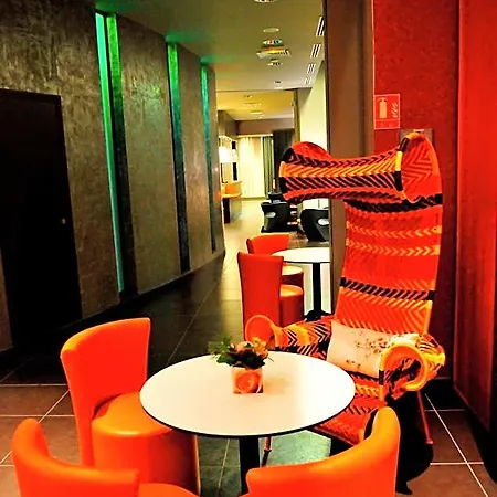 Centre Berthelot Apartahotel 4*