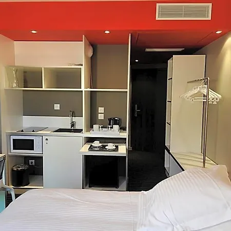 Centre Berthelot Apartahotel