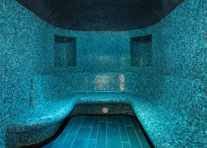 Centre Berthelot Aparthotel