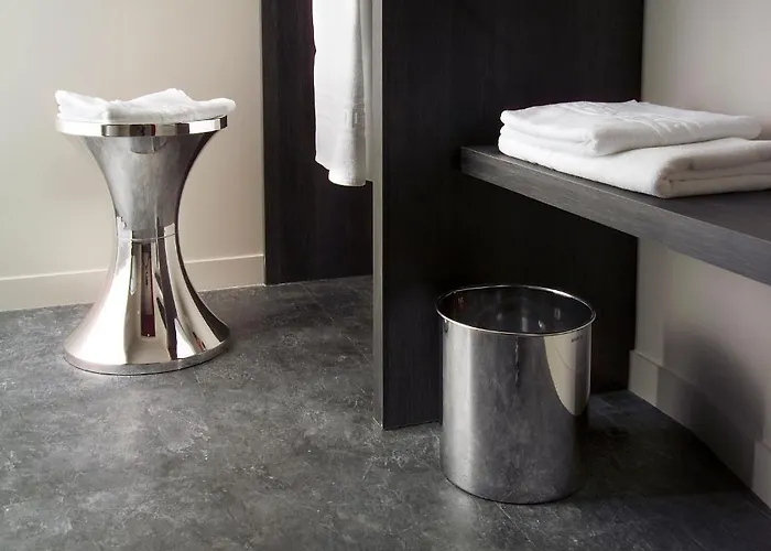 Centre Berthelot Aparthotel 4*