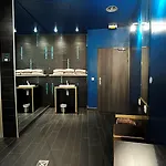 Centre Berthelot Lägenhetshotell Lyon