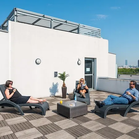Aparthotel Otelia Affaires & Bien-etre