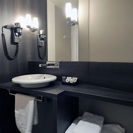 Otelia Affaires & Bien-etre Aparthotel Lyon