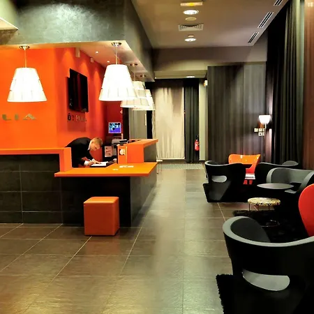Otelia Affaires & Bien-etre 2* Lyon