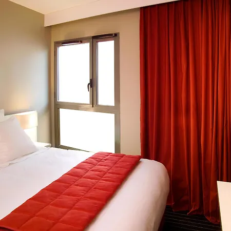 Centre Berthelot Aparthotel Lione