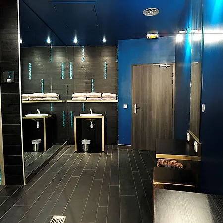 Centre Berthelot Aparthotel Lione