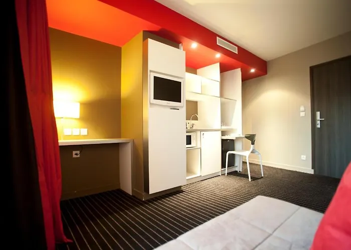 Centre Berthelot 4*